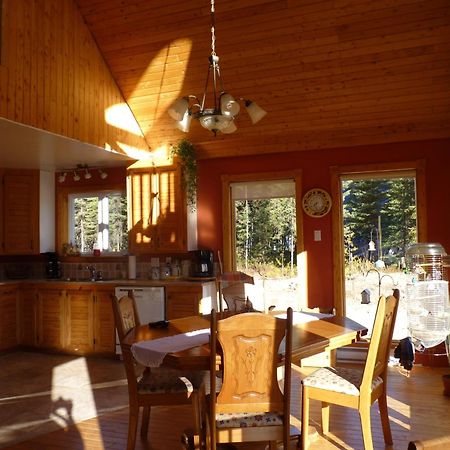 Gite De La Riviere Bed & Breakfast Chibougamau Bagian luar foto
