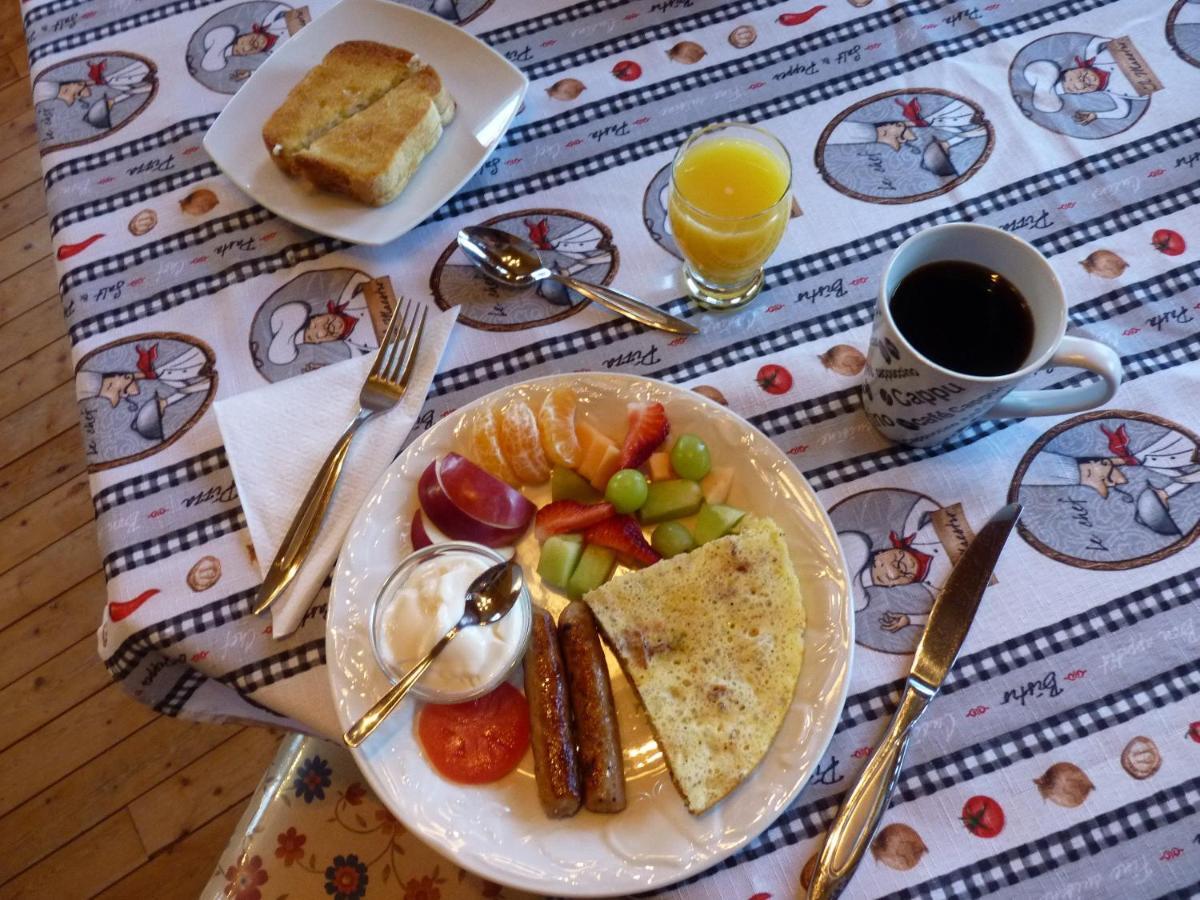 Gite De La Riviere Bed & Breakfast Chibougamau Bagian luar foto